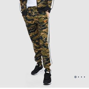 ELLESSE men’s camo jogger